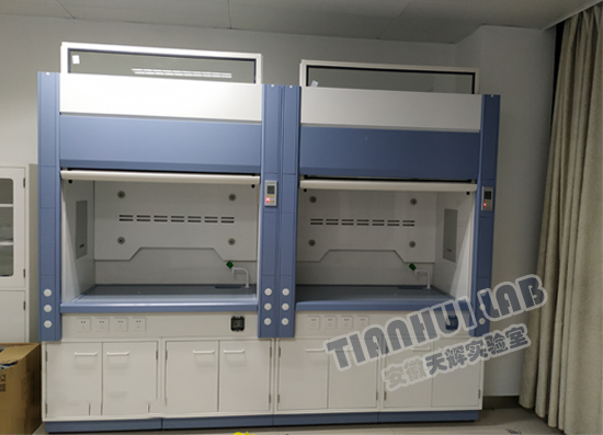 實(shí)驗(yàn)室規(guī)劃實(shí)驗(yàn)臺(tái)通風(fēng)柜等實(shí)驗(yàn)室專用設(shè)備